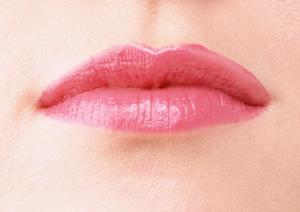 人気のインプラント治療の値段に関することです